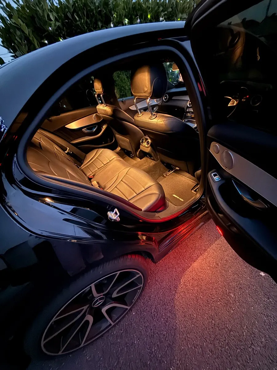 Black Mercedes Benz C Class 2016 Automatic - Image 4