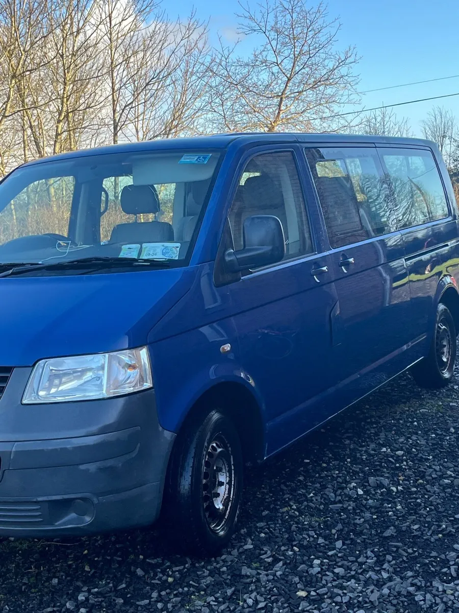 Volkswagen Shuttle 2008 - Image 1