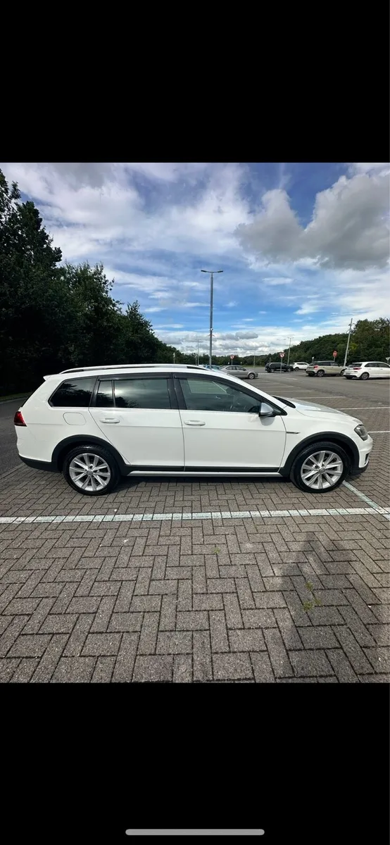 Volkswagen Golf Alltrack 4motion! - Image 2