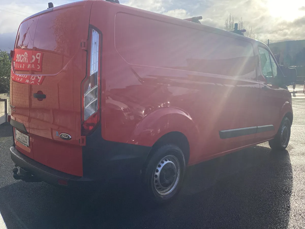 Ford Transit Custom ** ONLY 117KMS * 1 OWNER - Image 4