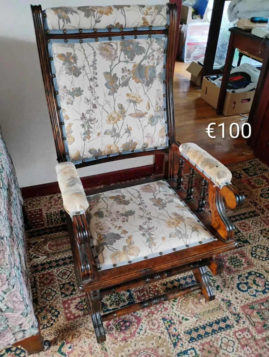 Antique furniture - Image 1