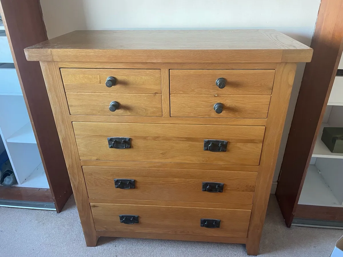Chest of drawers - Image 1