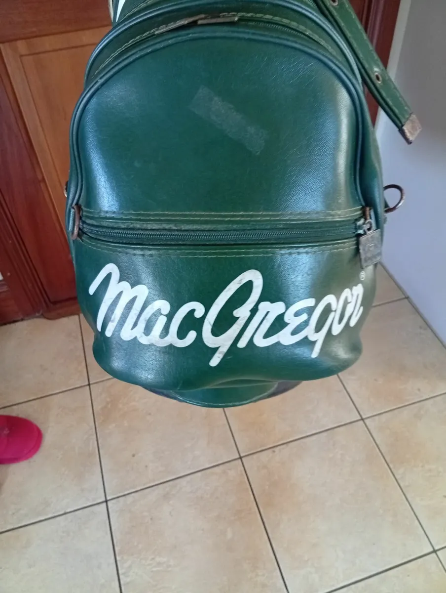 Macgregor Midsize Leather Waterproof Golf Bag - Image 1