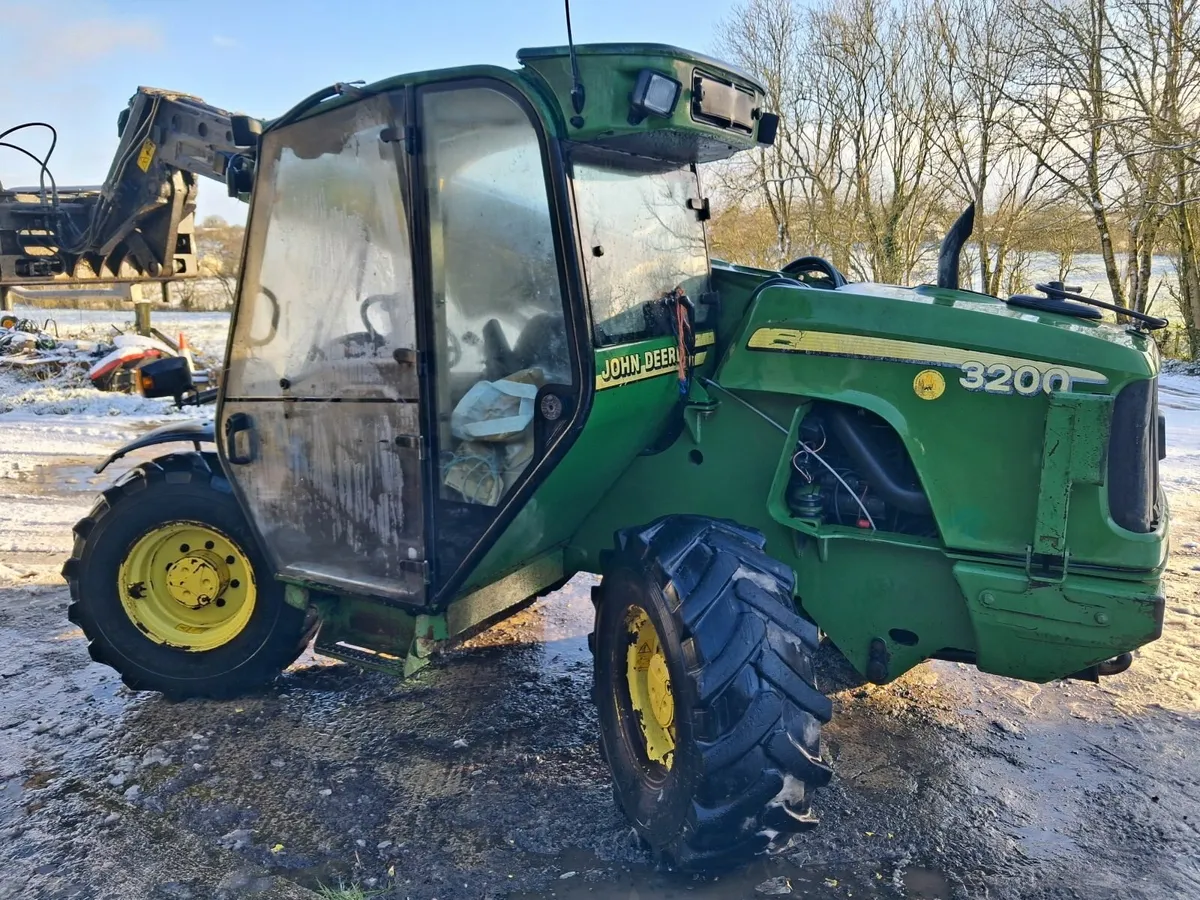 John Deere Other 2001 - Image 3