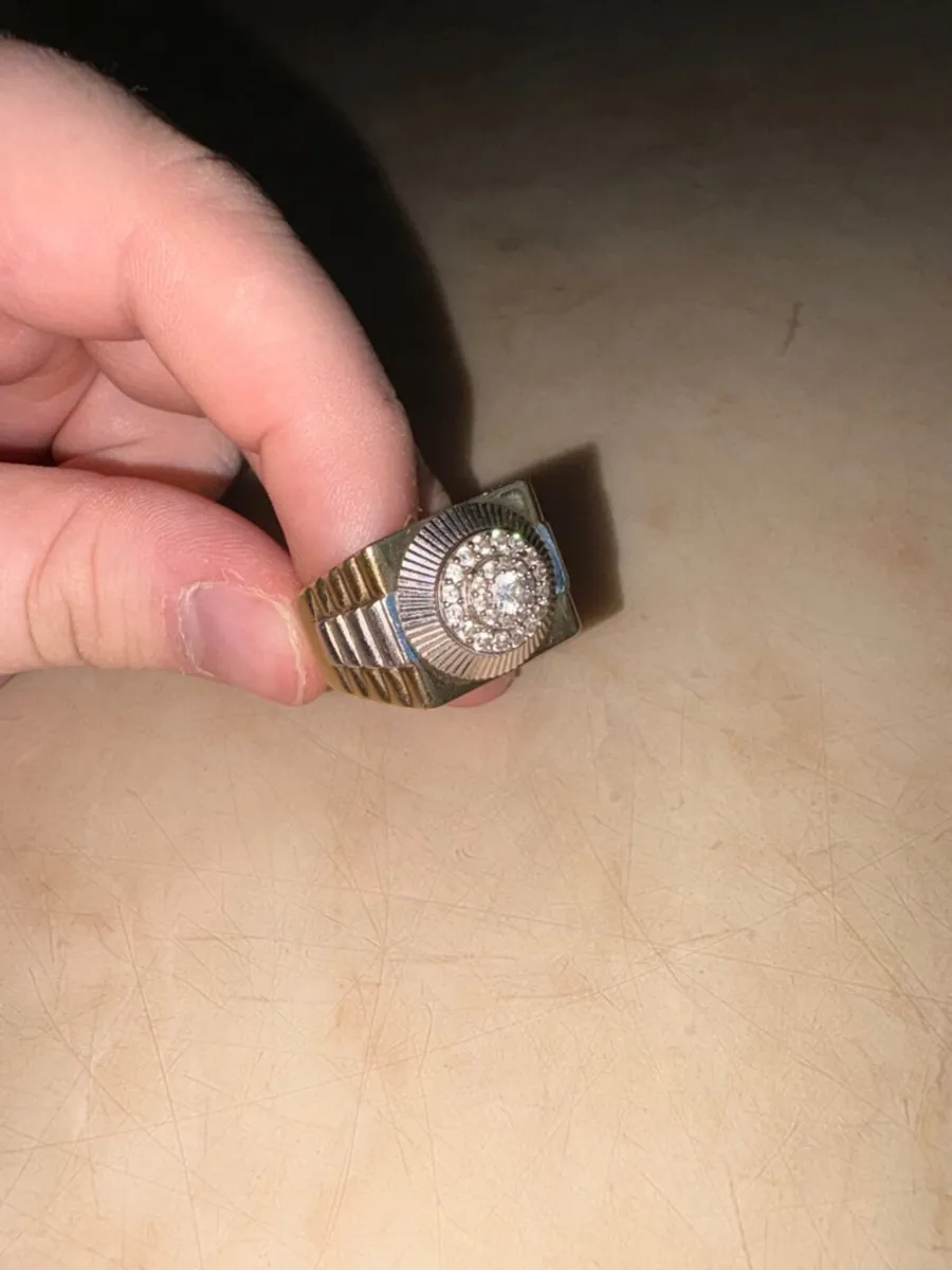 9ct gold men’s Rolex ring - Image 1