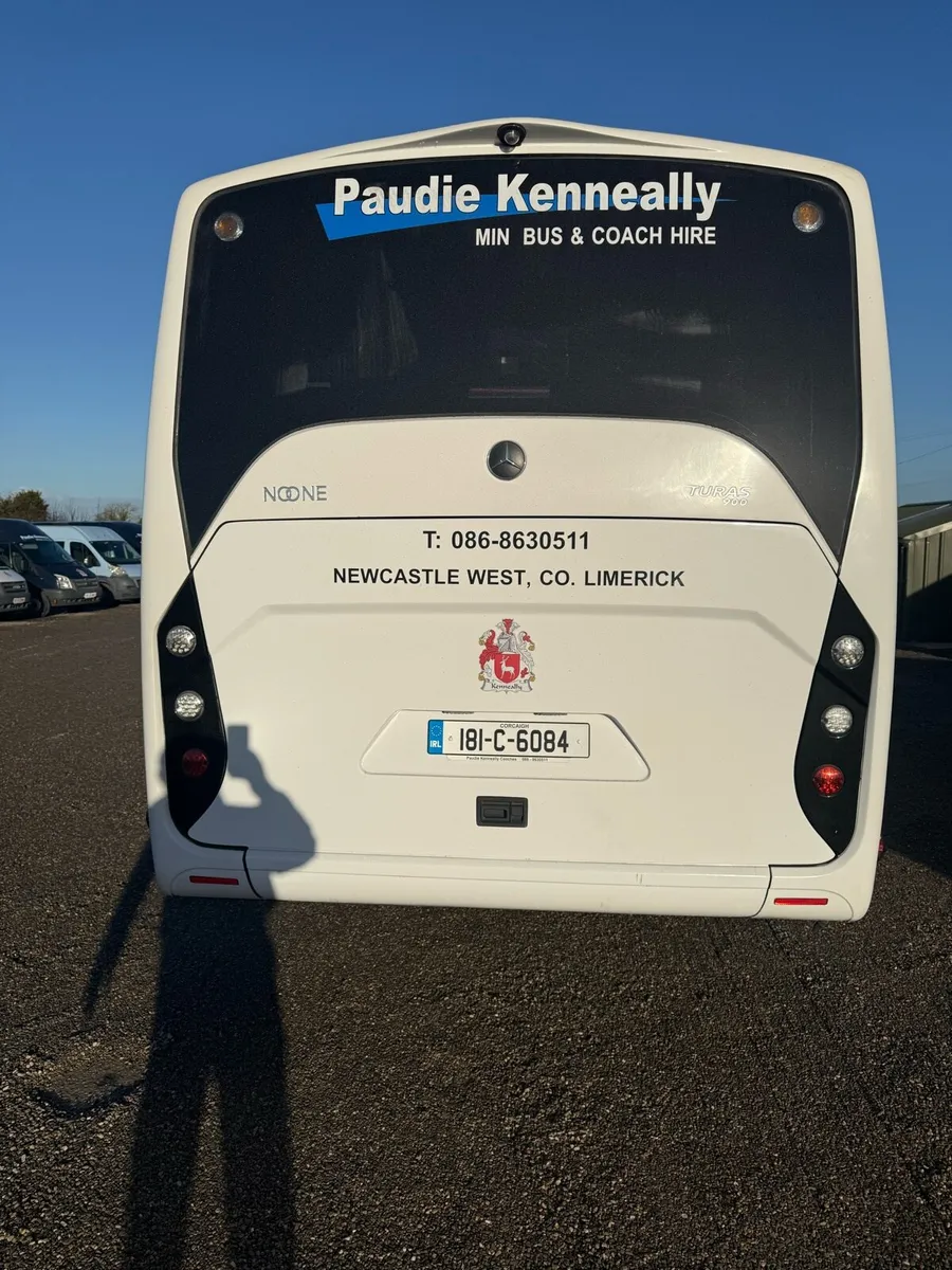 Buses & coaches - Image 4