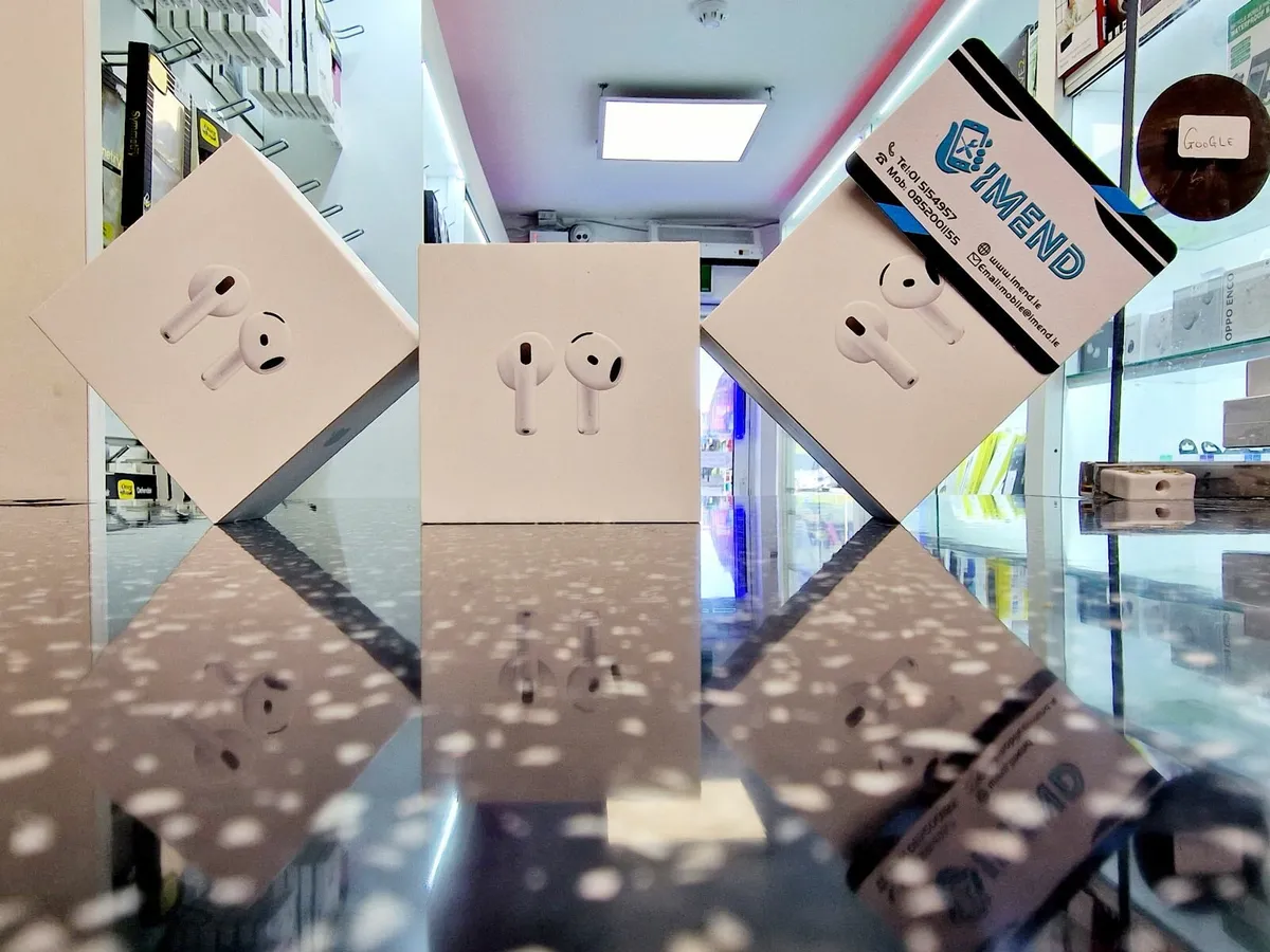 Airpods 4th gen - Image 1