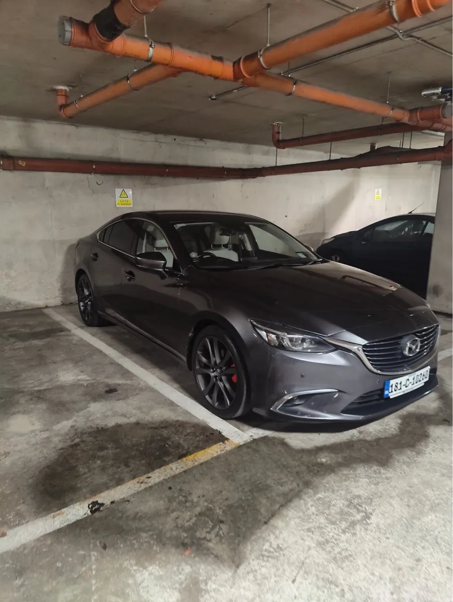 2018 Mazda 6 Platinum - Image 2