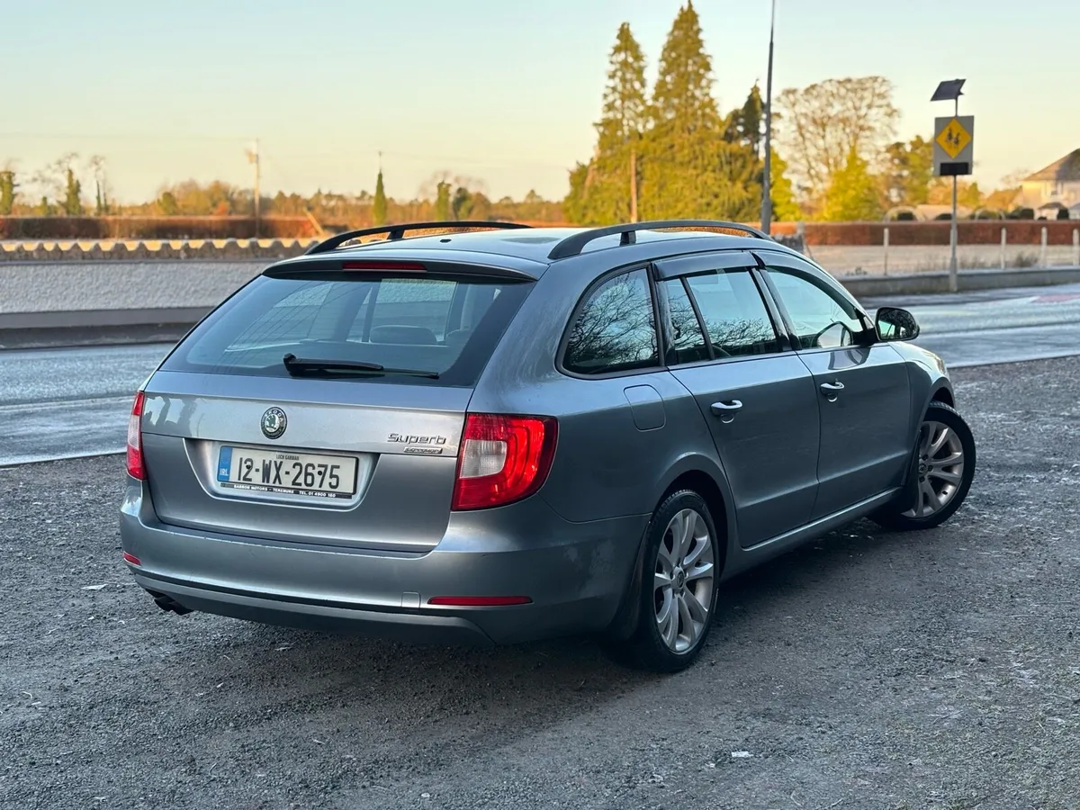 Skoda superb - Image 4