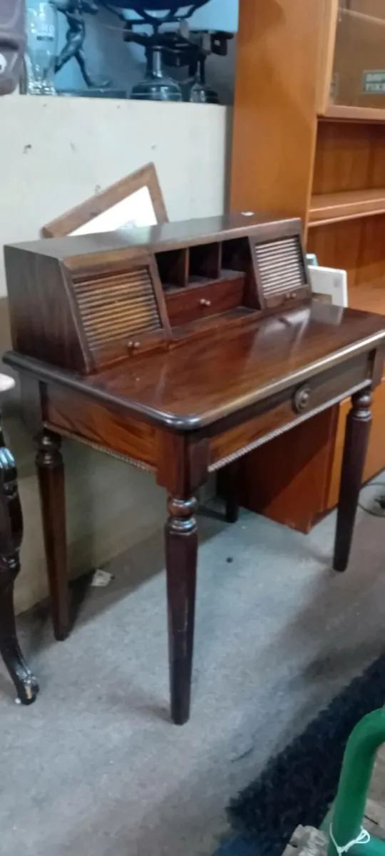Small Mahogany Office Desk - Image 1