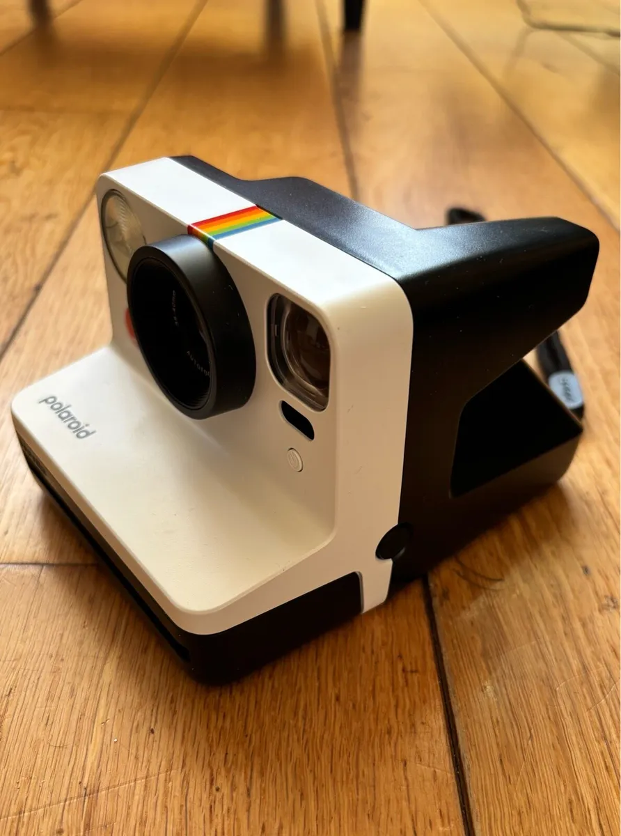 Polaroid Camera & Case - Image 2