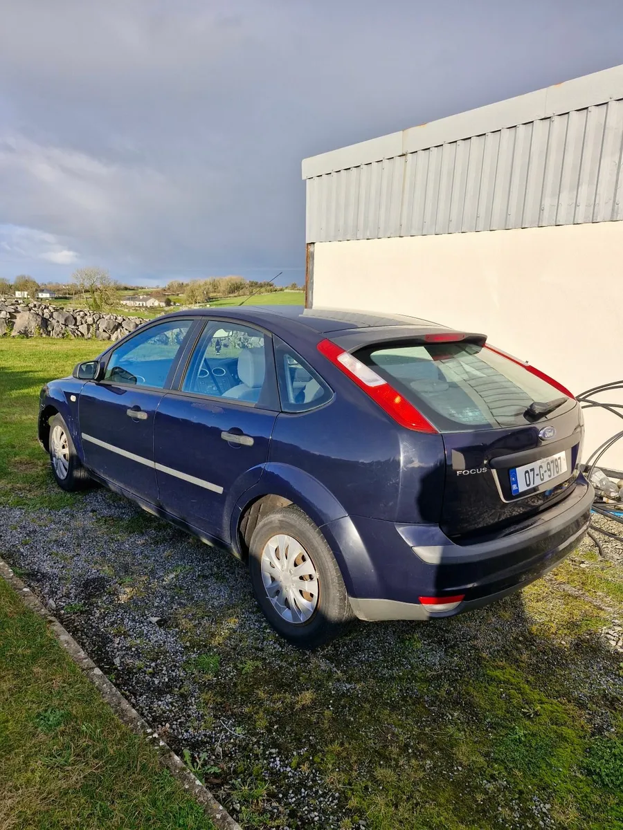 Ford Focus 2007 - Image 2