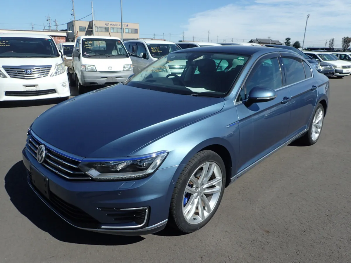 1.4 GTE PLUG IN HYBRID 4DR SALOON /1 OWNER 48420KM