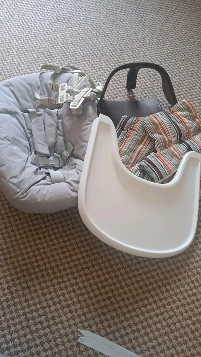 Tripp trapp and all accessories - Image 3