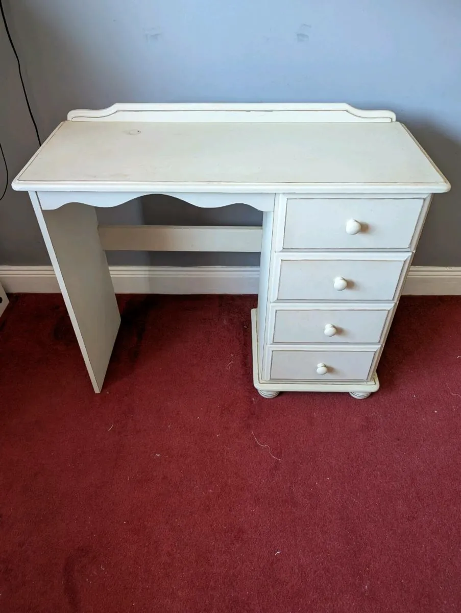 Vanity Desk / Dressing table - Image 2