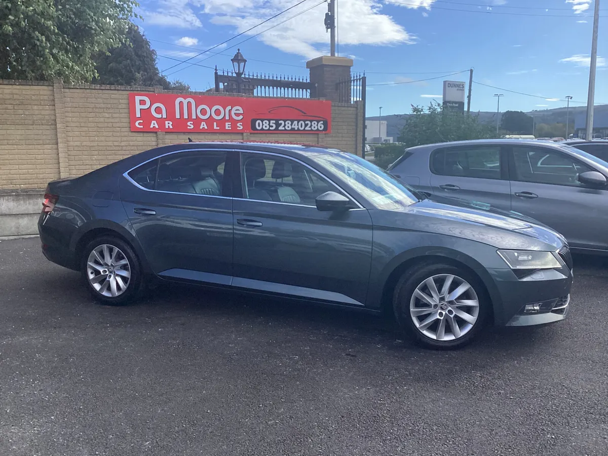 Skoda Superb ** 2.0TDI * €94 p/w - Image 3
