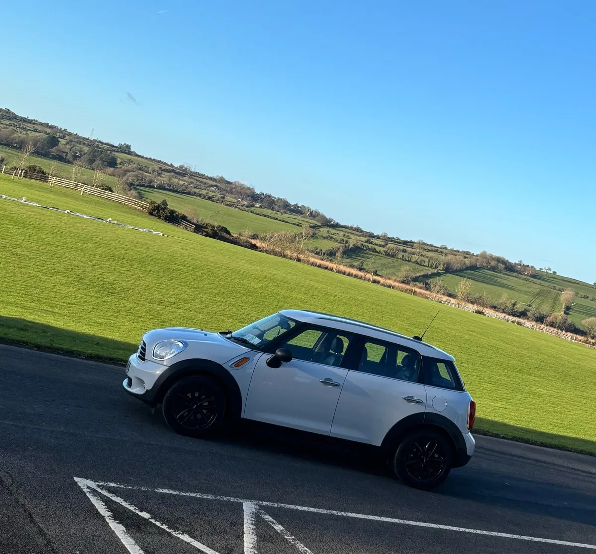 Mini countryman - Image 1