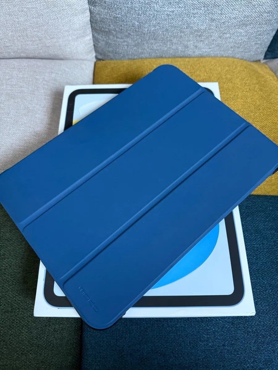 iPad 10 Gen 256GB - Image 1