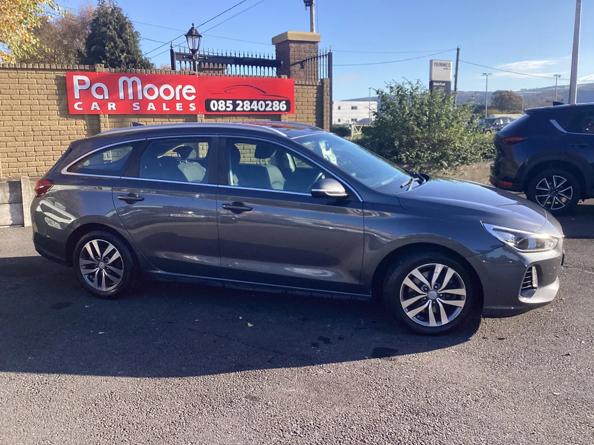 Hyundai i30 ** ONLY €56 p/w - Image 3