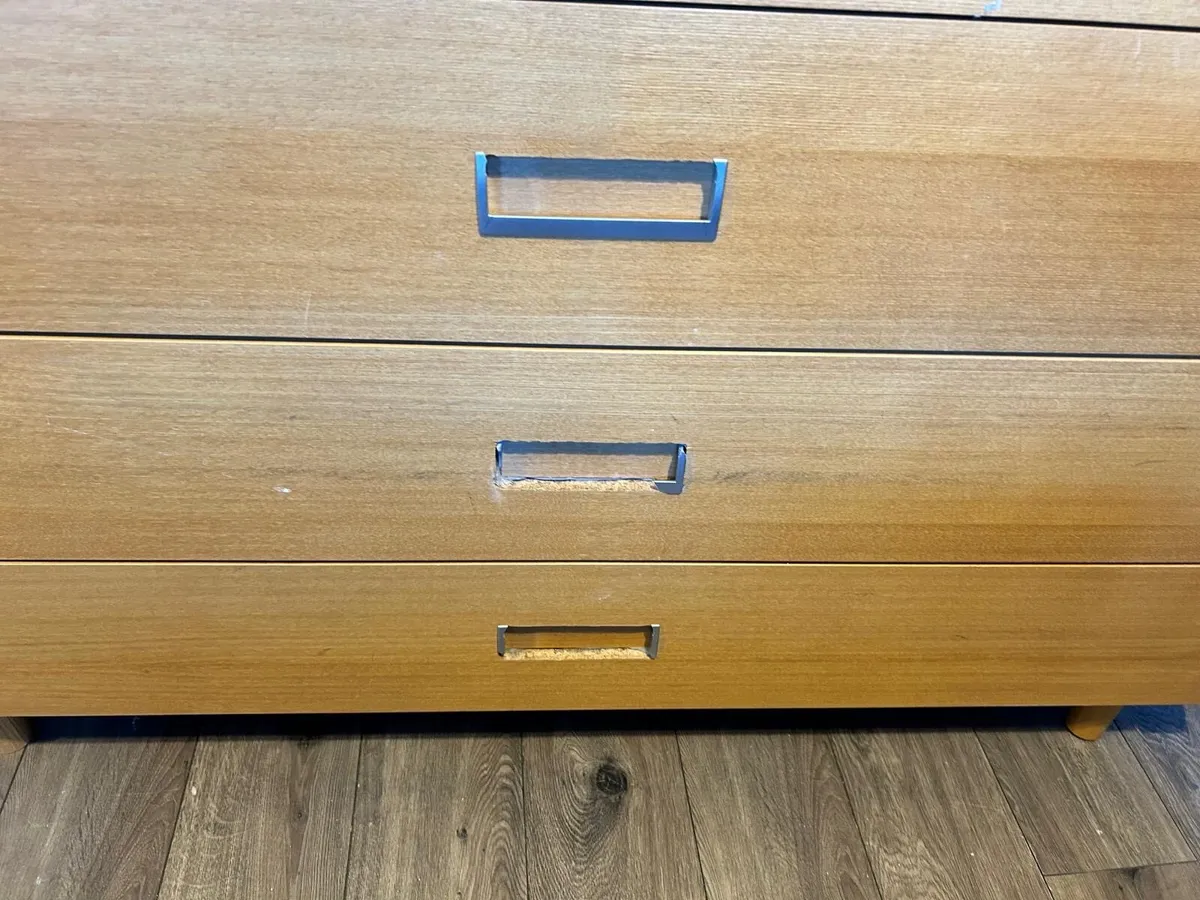 Chest of drawers - Image 3