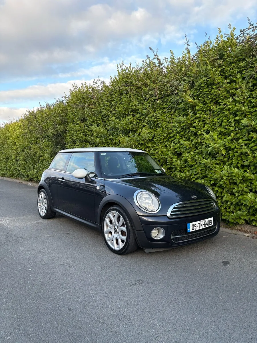 2009 Mini Cooper - Image 1