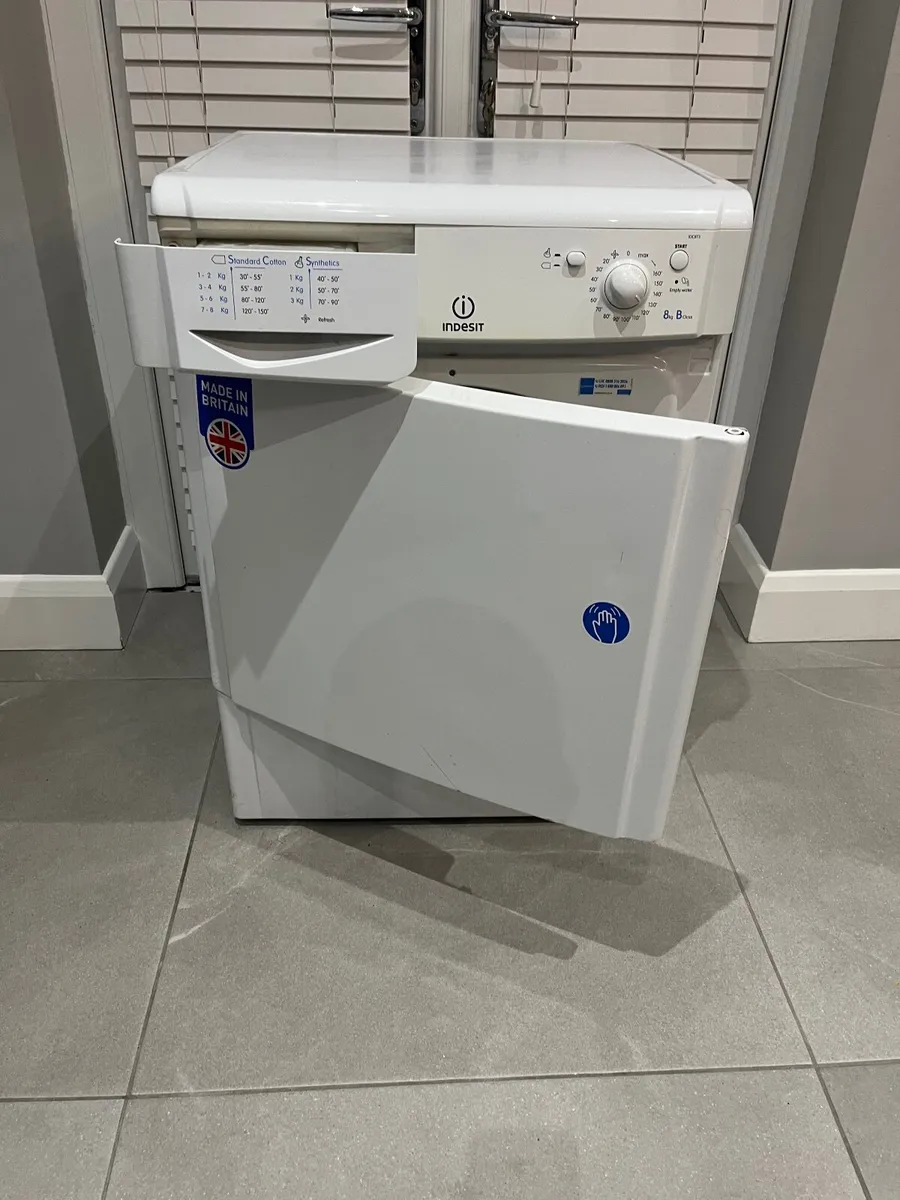 Indesit condenser tumble dryer - Image 2