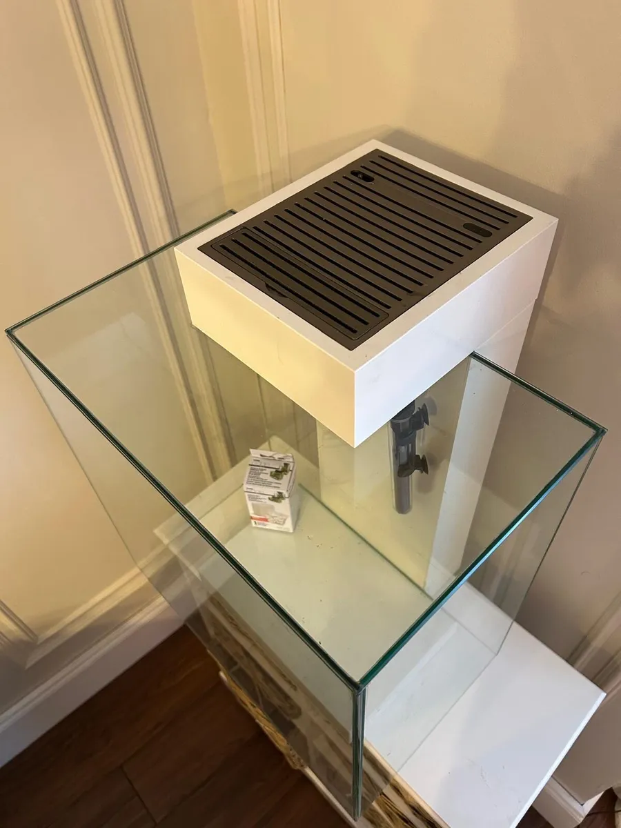 Fluval Fish Tank - Image 3