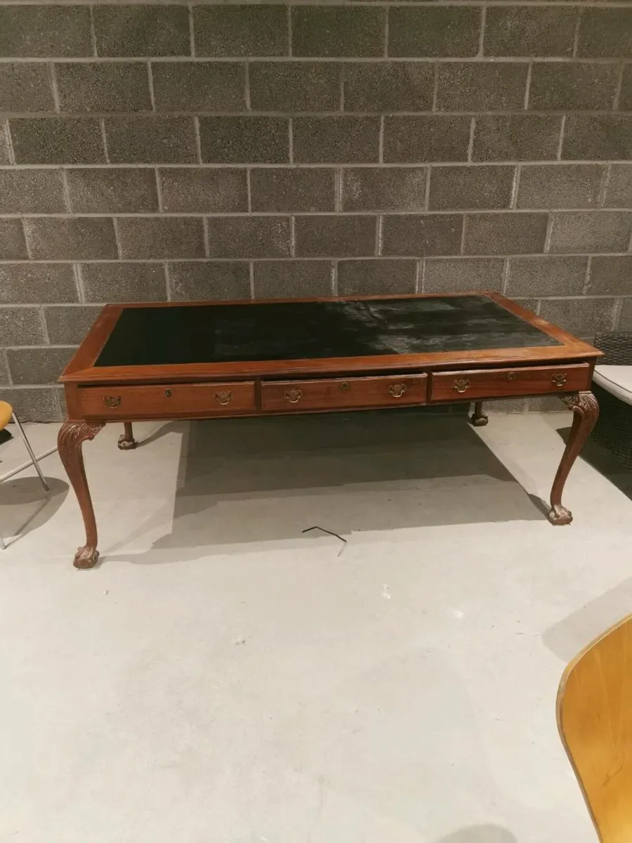 Antique table - Image 1