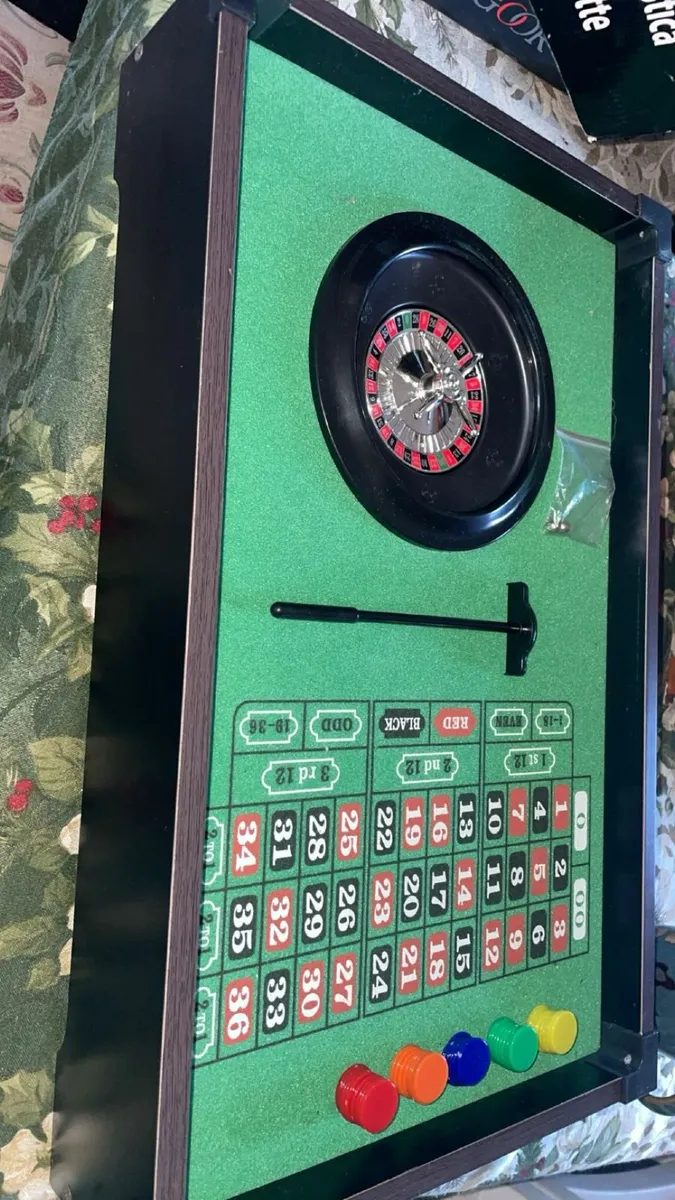 Roulette table - Image 2