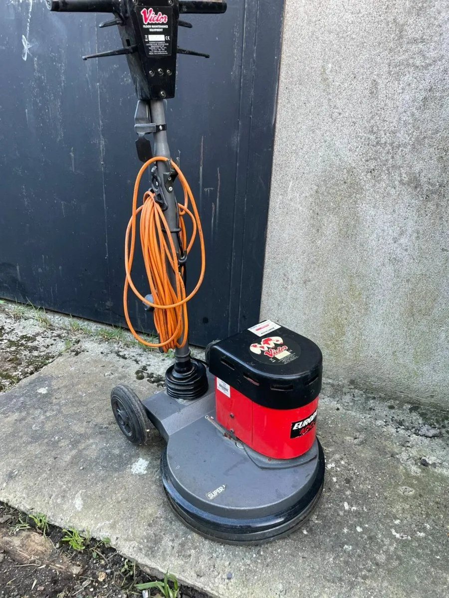 Floor Buffer/Scrubber Victor Europa V 400 Super - Image 1