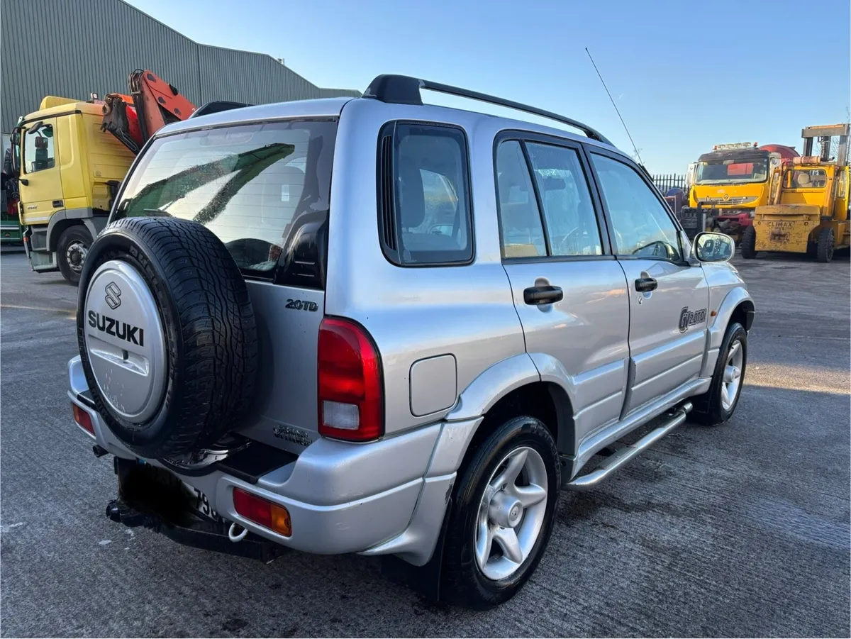 2002 Suzuki Grand Vitara - Image 1