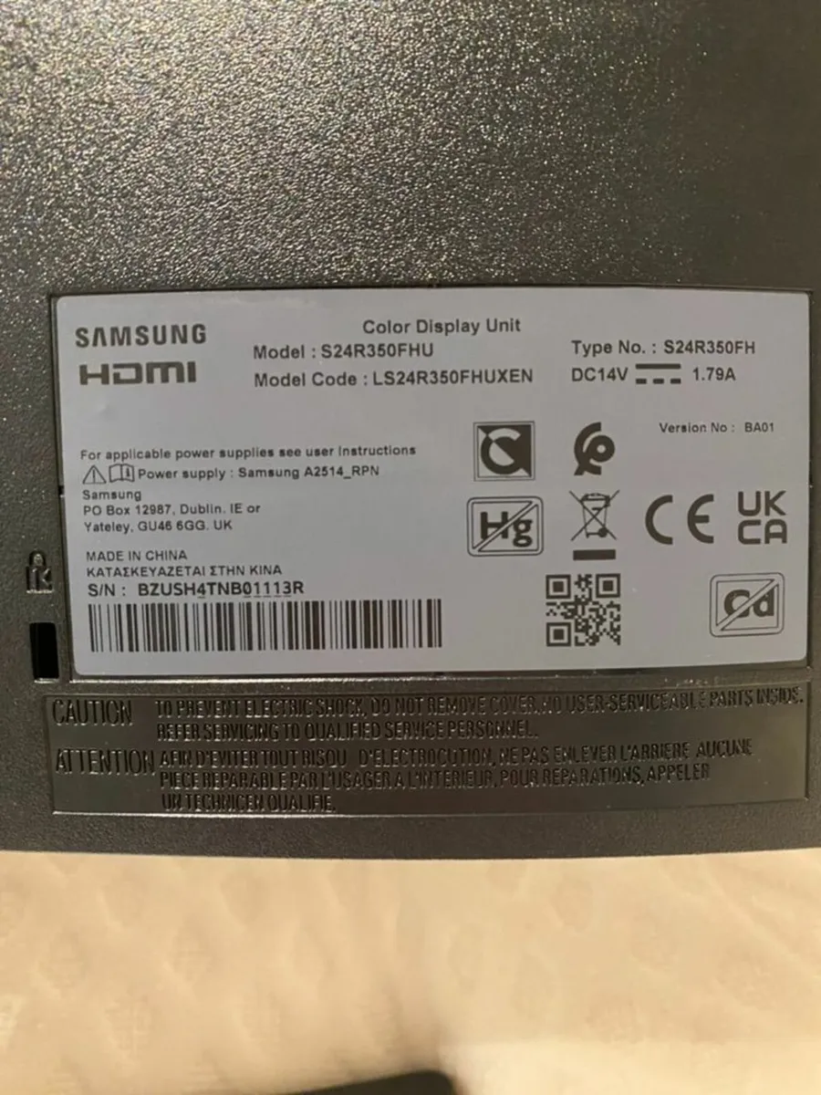 Samsung 24" Full HD Monitor - Excellent Condition - Image 3