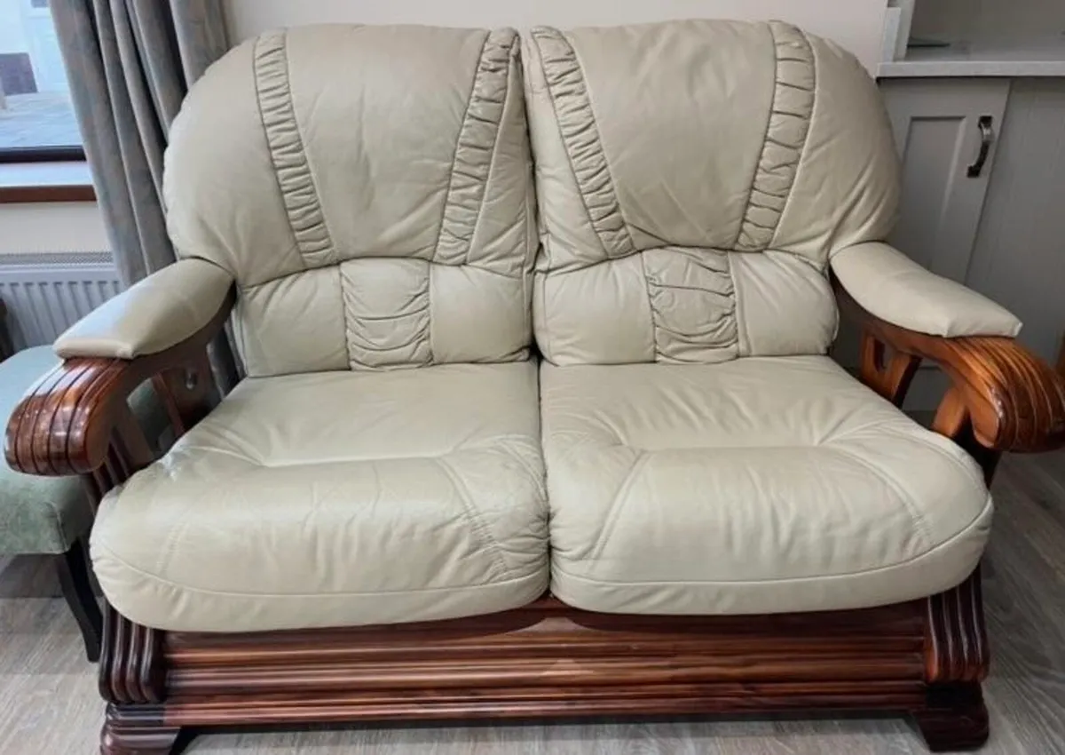 3 Seater Leather Recliner - Image 3
