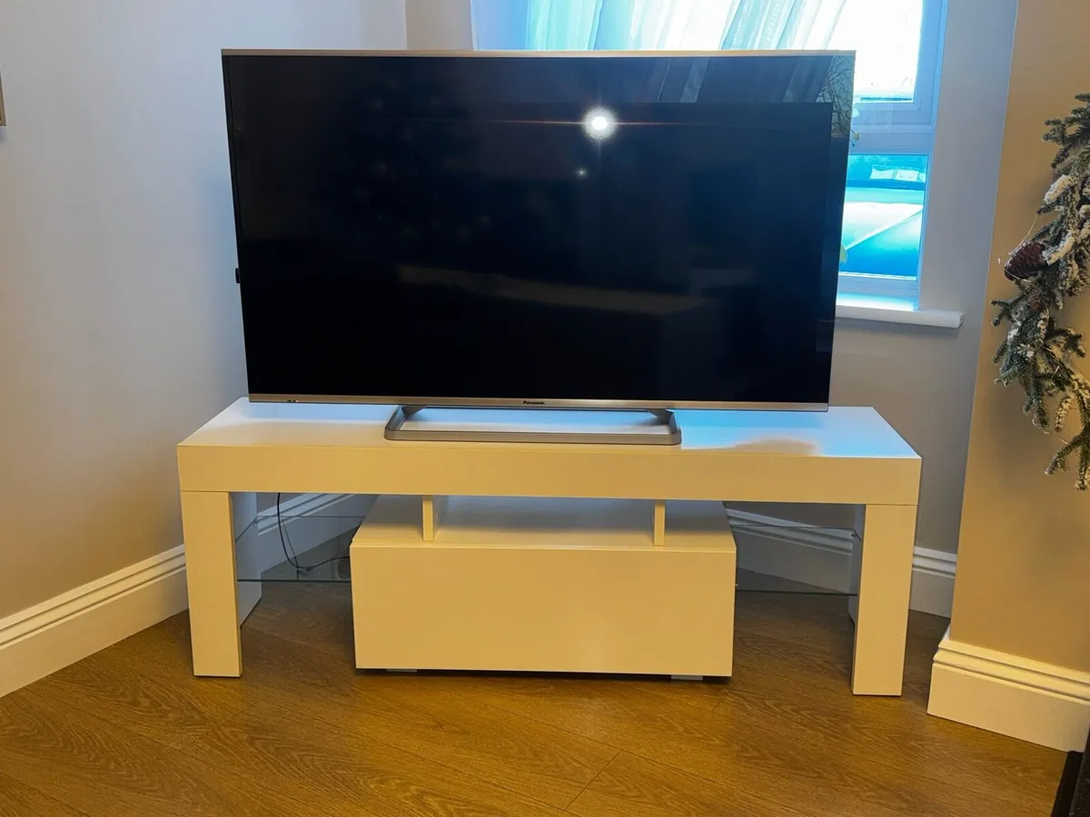 TV cabinet - Image 2