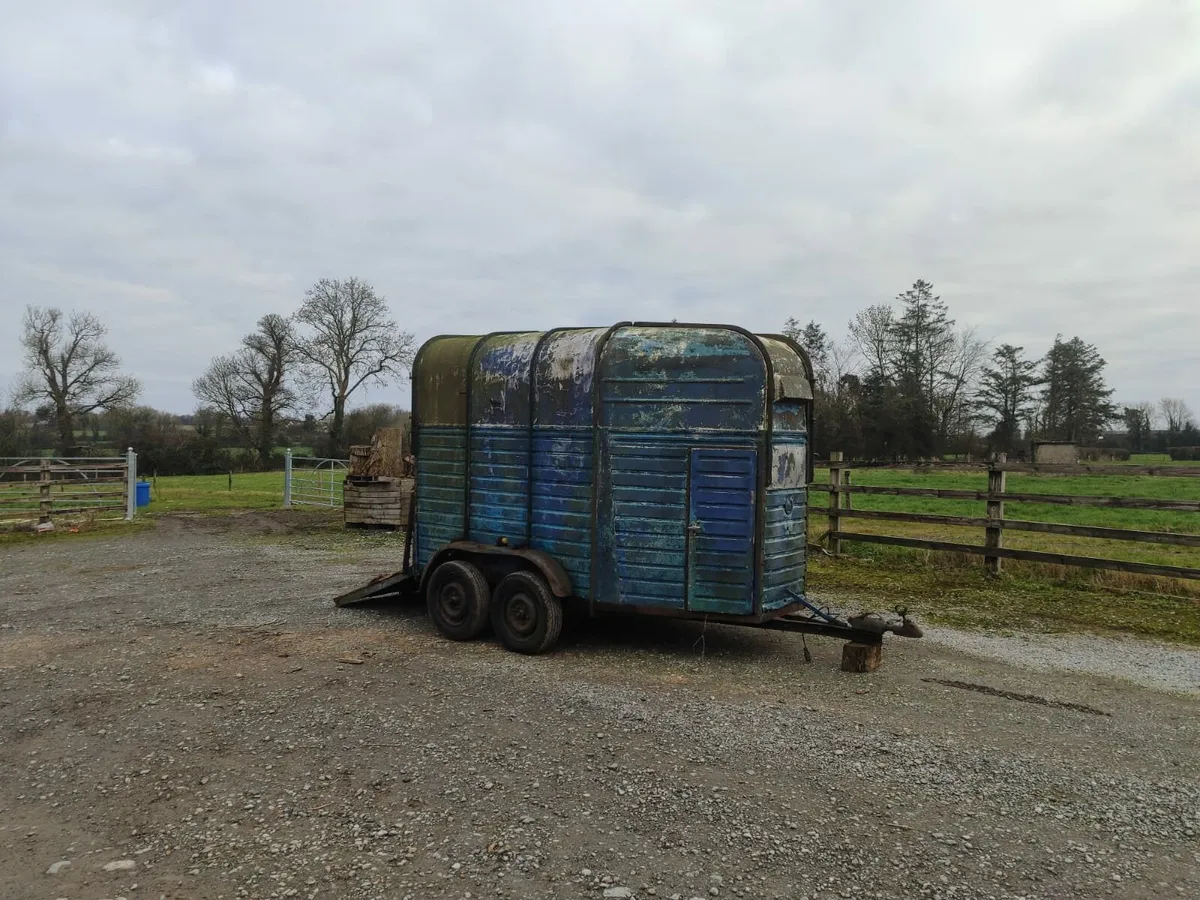 Horsebox - Image 1