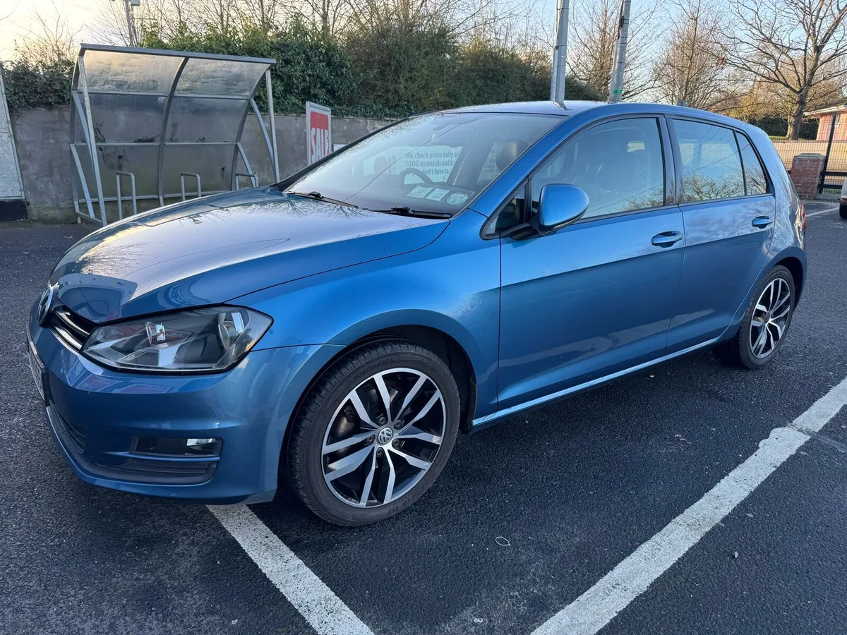 Volkswagen Golf 1.4 TSI Luxury trim - Image 2