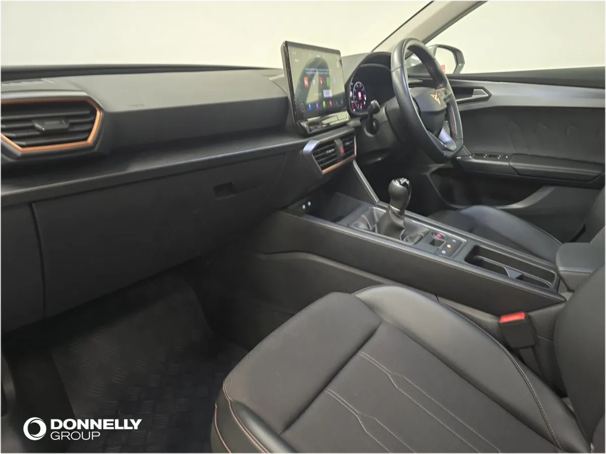 Cupra Leon Hatchback V1 - Image 2