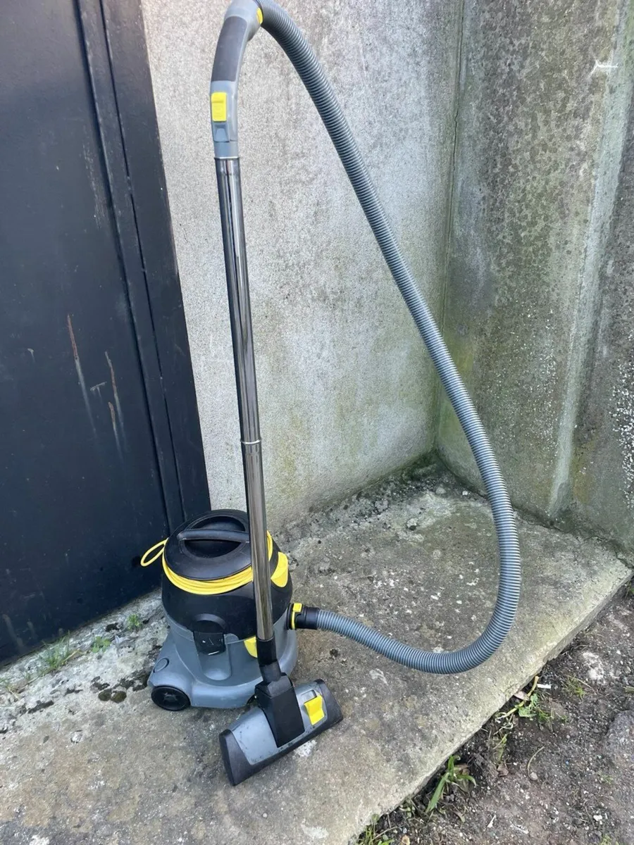 Karcher T10/1 Dry Vacuum Cleaner - Image 1