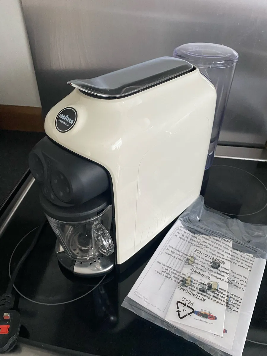 lavazza Modo Mio Coffee machine - Image 1