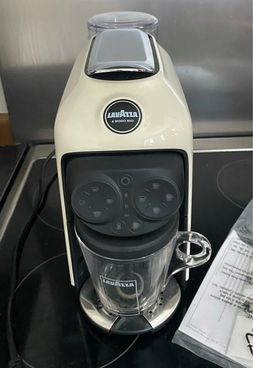 lavazza Modo Mio Coffee machine - Image 2