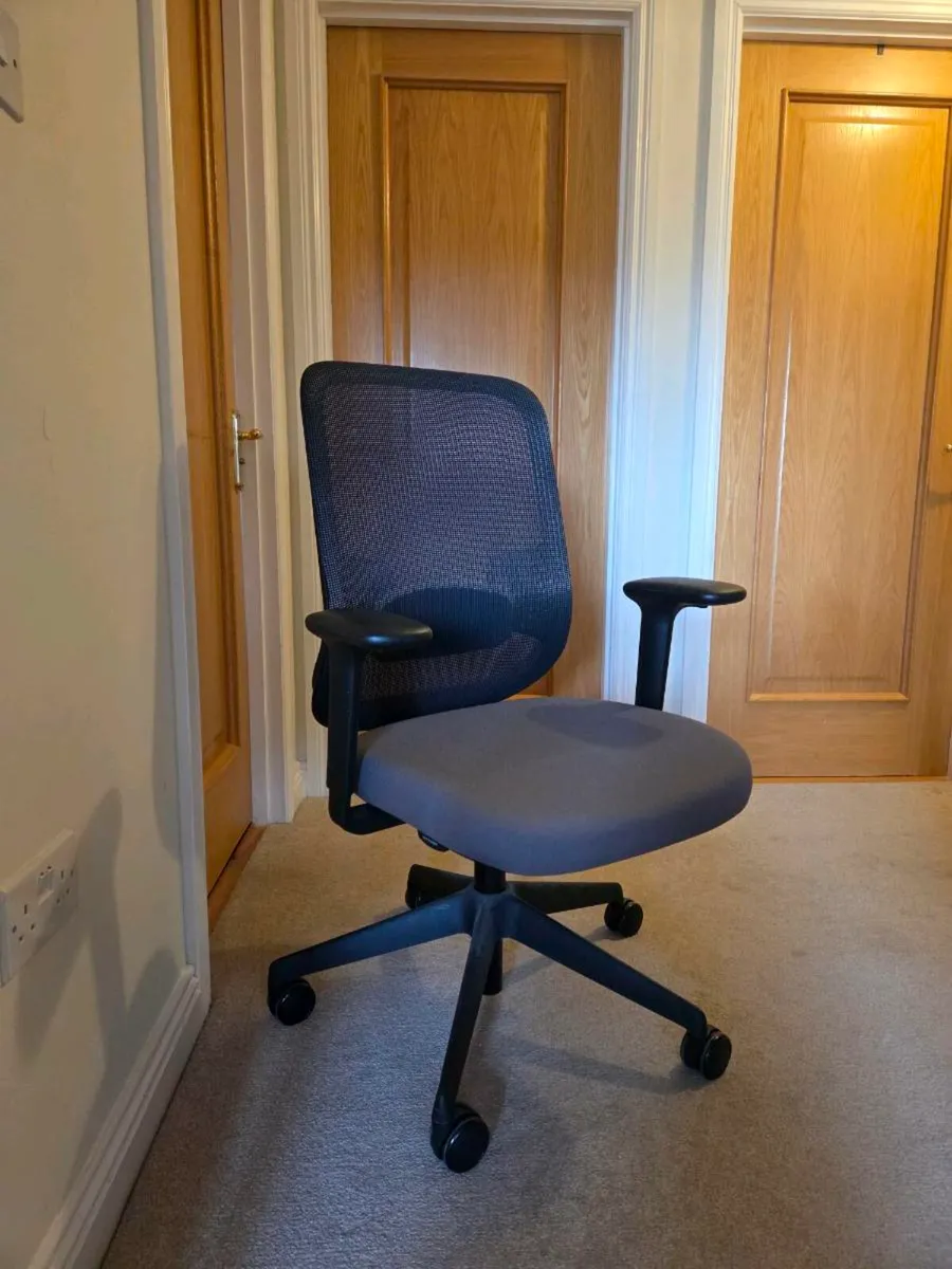 Office Chair - Image 2