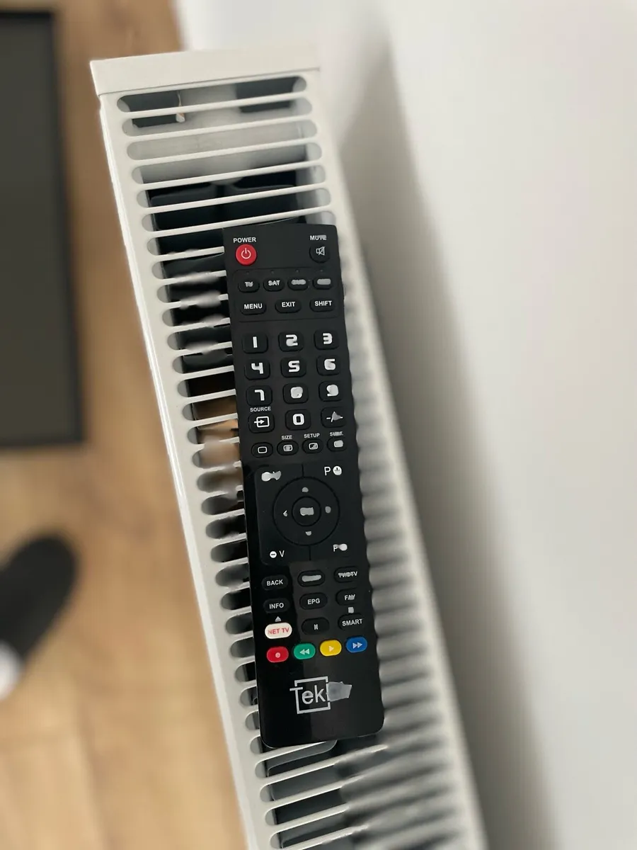 Hitachi 49 Inch Ultra HD Smart LED TV - Image 4