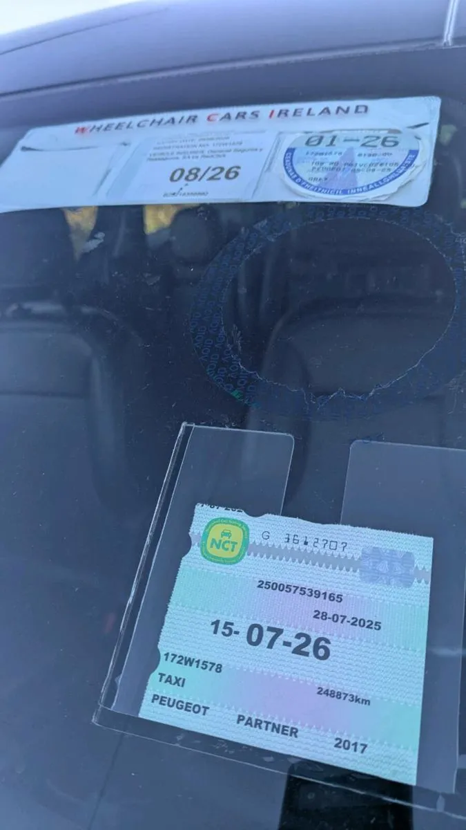 Car for sale - Image 3