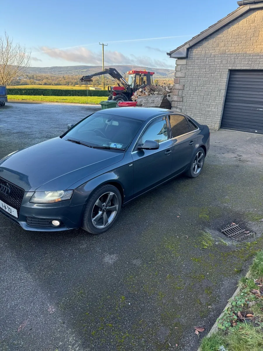 Audi A4 2011 - Image 2