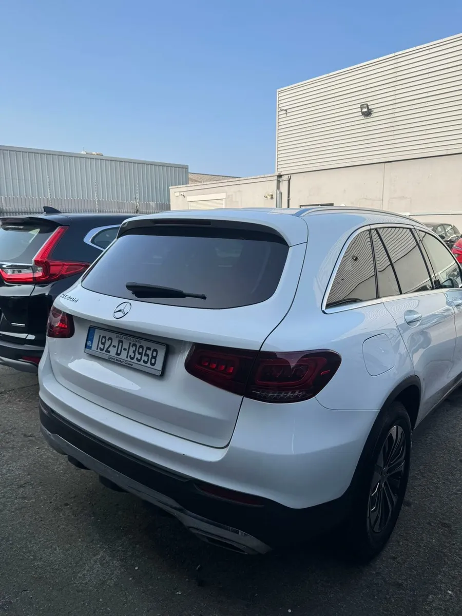 Mercedes-Benz GLC 2019 - Image 2
