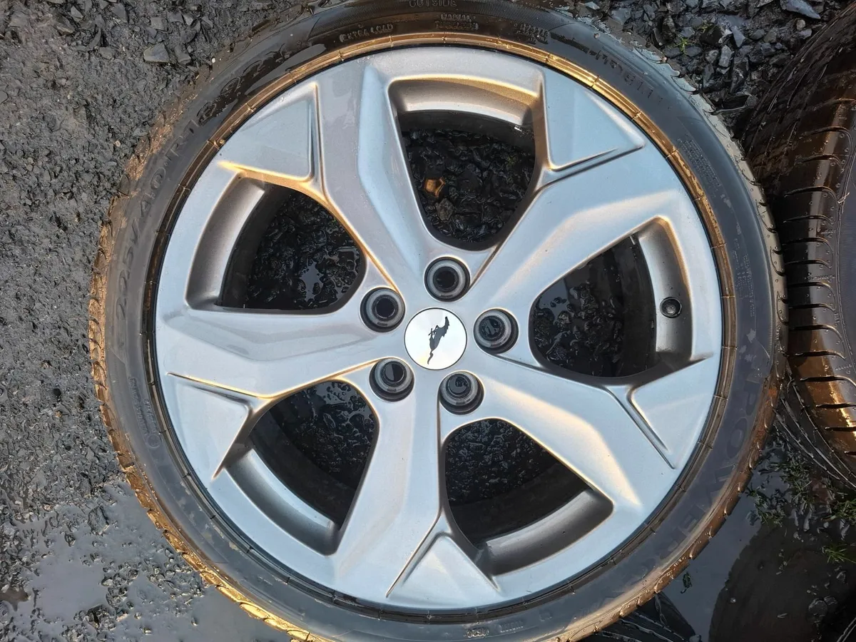 18" Genuine Ford Alloys with tyres - Image 1