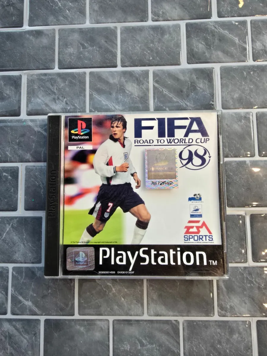 FIFA 98 Road to World Cup - PlayStation 1 Game - Image 1