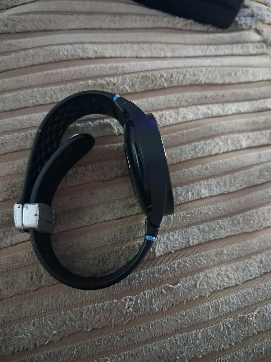 Samsung galaxy watch pro 5 - Image 3