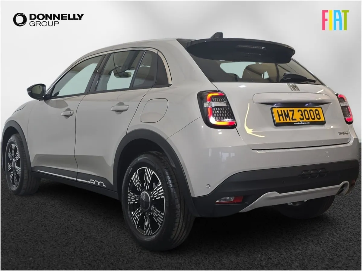 Fiat 600 Hatchback - Image 2