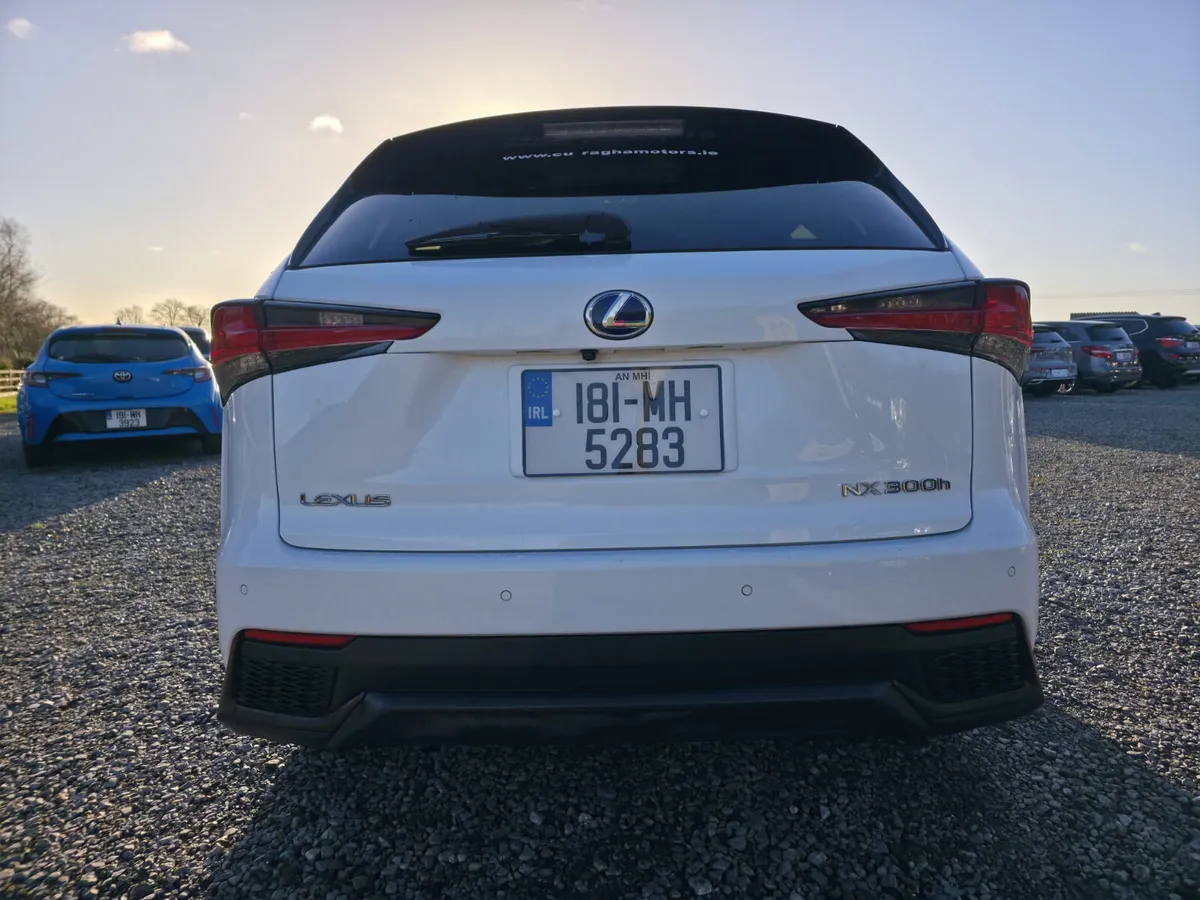 Lexus NX 2018 - Image 4